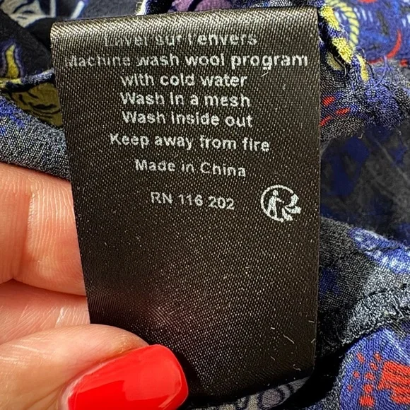 Zadig & Voltaire Theresa Tatoo Pirate Print, Viscose Blue Blouse. Relaxed fit. - Picture 10 of 16